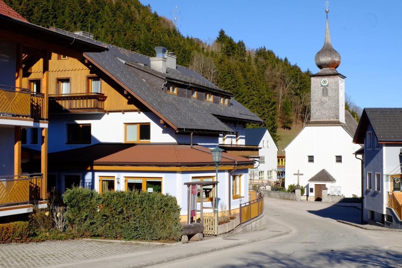 Hotel Kollerhof Aich  Eksteriør billede